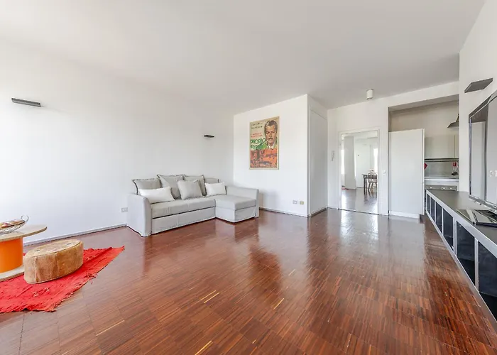 One Bedroom In The Heart Of Apartment Mailand